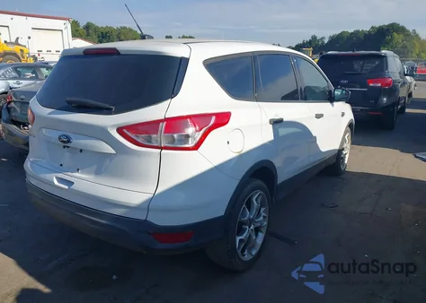 2015 Ford Escape S from USA, damaged, VIN 1FMCU0F7XFUA45594